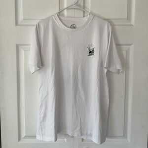 NWOT Men’s Death & Company Cocktail T-Shirt, L